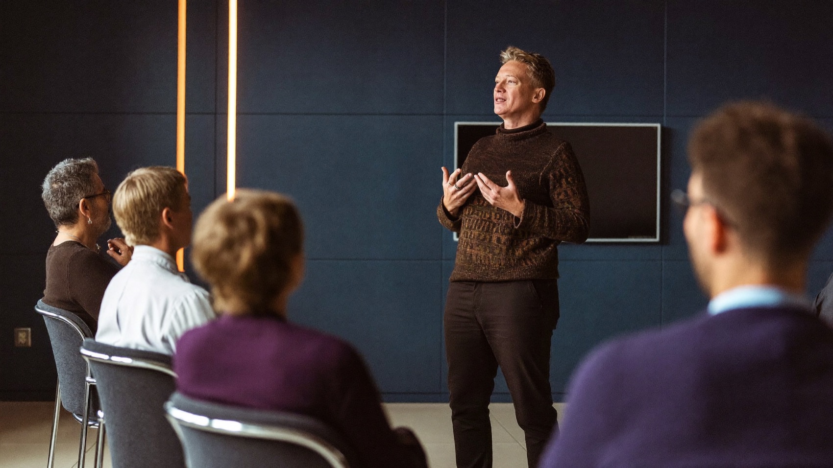 A practitioner leading a live Brixgate session for working professionals